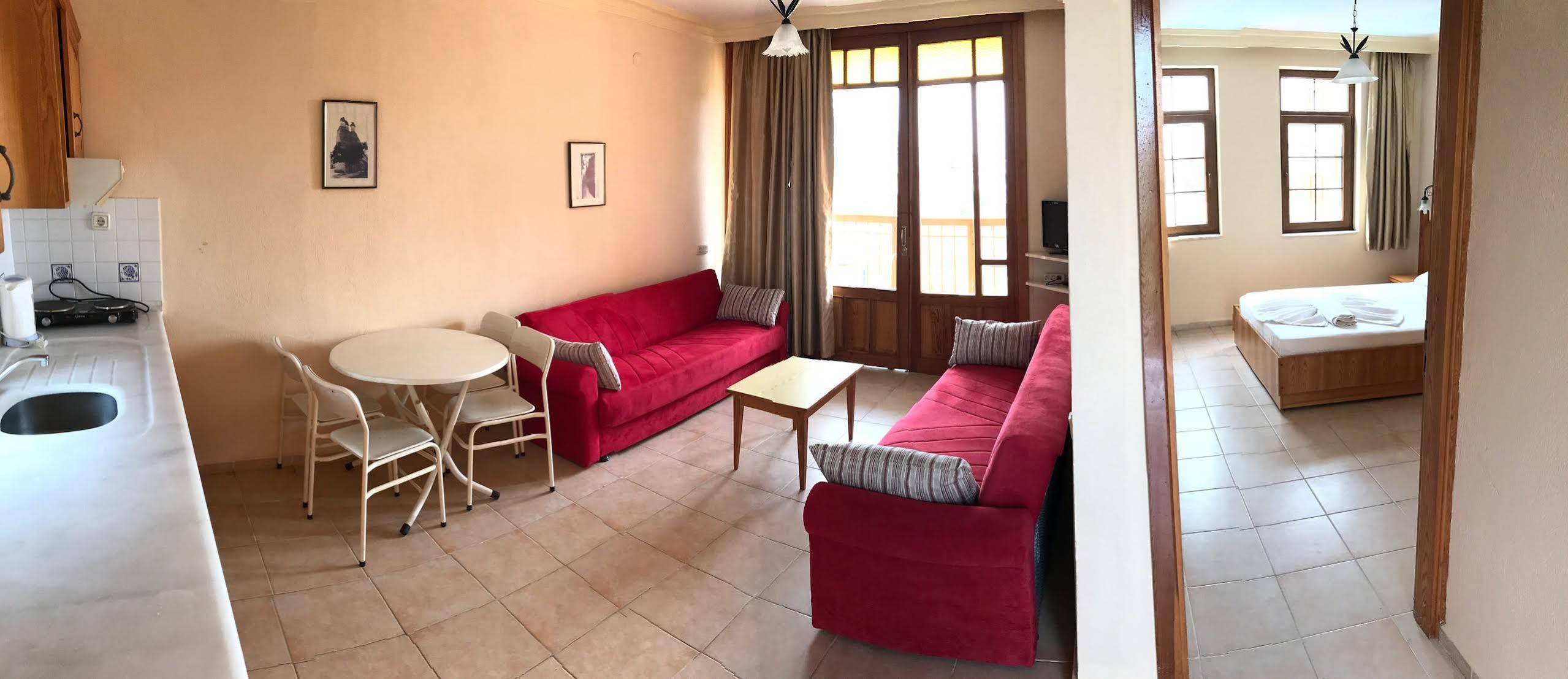 Aparthotel Nar Side